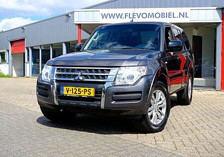 Mitsubishi Pajero Pajero 3.2 DI-D C-stijl AWD VAN Aut. Navi