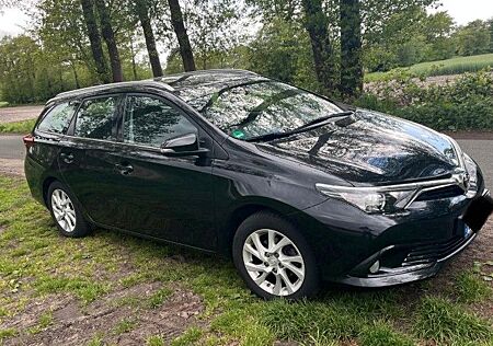 Toyota Auris Touring Sports 1,2-l-Turbo Comfort S/S...