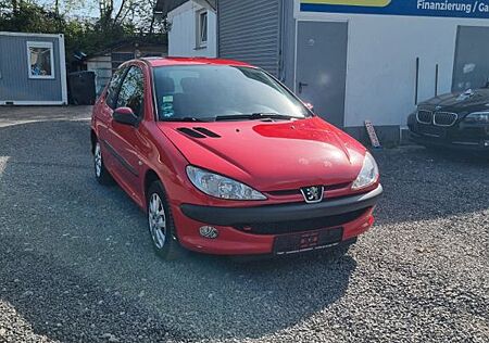 Peugeot 206 Grand Filou Cool Automatik. Standheizung TÜV