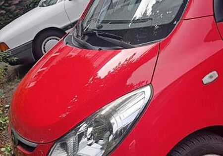 Hyundai i10 , EZ 12/2010, ca. 117.875 km, TÜV neu