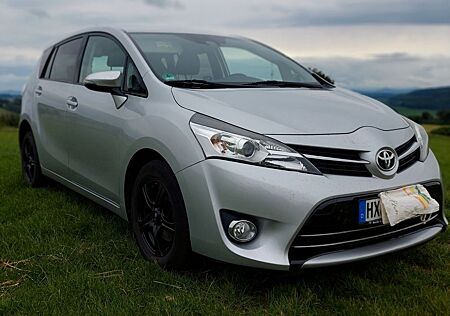 Toyota Verso 1.8 Benzin, Comfort, 7-Sitzer, Garantie