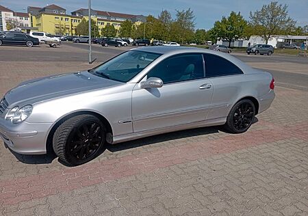Mercedes-Benz CLK 200 KOMPRESSOR AVANTGARDE Avantgarde