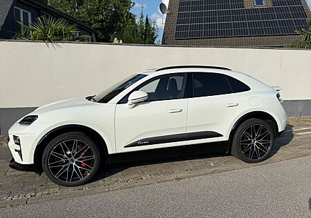 Porsche Macan Turbo, 22''-Zoll RS Spyder, Head-Up