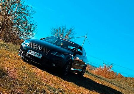 Audi A3 1.6 FSI S line