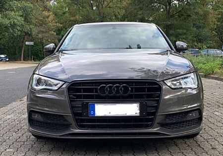 Audi A3 1.6 TDI S-Line | OZ-Felgen