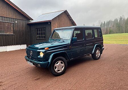 Mercedes-Benz G 350 350GD W463 First registration 1980