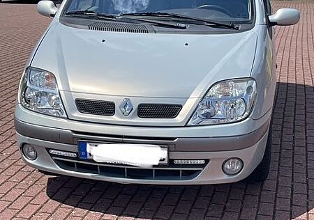 Renault Scenic Dynamique 2.0 16V Dynamique