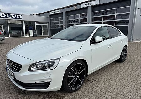 Volvo S60 D4 Linje Svart Linje Svart