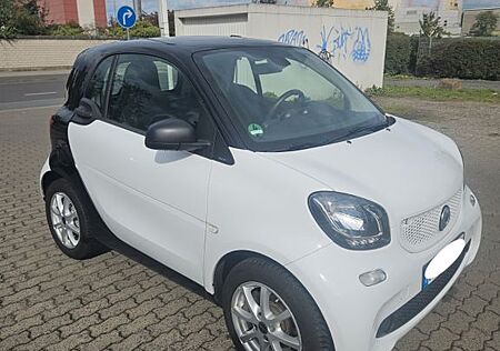 Smart ForTwo Coupé (2018) zu verkaufen.