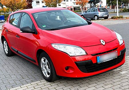 Renault Megane Expression 1.6 16V 100 Expression