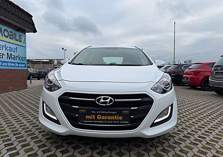 Hyundai i30 cw blue Classic TÜV/INSP/GARNTIE/