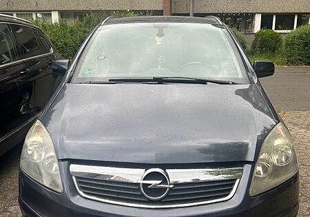 Opel Zafira B Halbautomatik