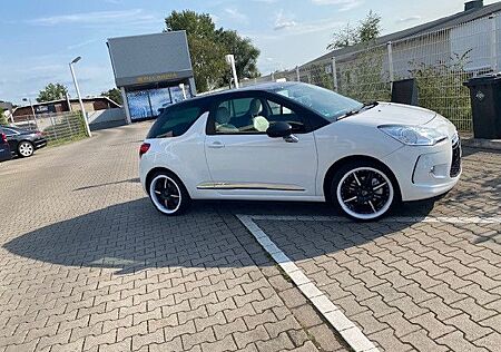 Citroën DS3 THP 155 Ultra-Prestige 7,5 x 18 Zoll
