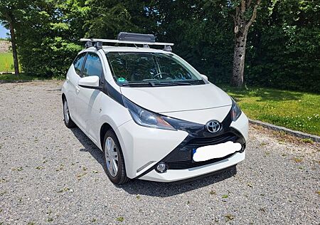Toyota Aygo (X) Aygo (X) 1,0-l-VVT-i x-play Edition-S Edition-S