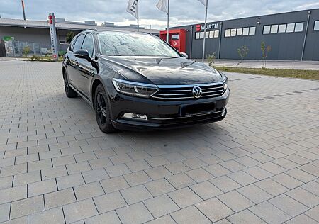 VW Passat Variant Volkswagen Passat 2.0 TDI SCR DSG Comfortline V...