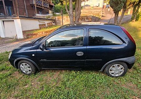 Opel Corsa 1.2 - TÜV 01/2027