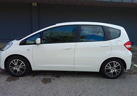 Honda Jazz 1.2 Trend"TÜV-AU Neu"Ölservice NEU" Top Aut