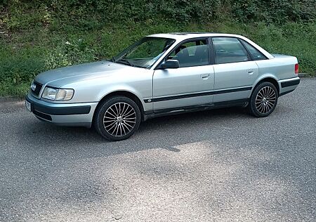 Audi 100 5 Zylinder