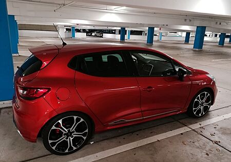 Renault Clio RS Trophy TCe 220 EDC RS Trophy 1. Hand