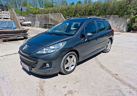 Peugeot 207 SW 1.6*Euro 5*Tüv Neu*Klima*Panoramadach*