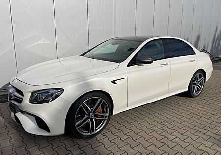 Mercedes-Benz E 63 AMG E 63 S AMG 4Matic*PAN*Keramik*MBeam*Headup*Bur