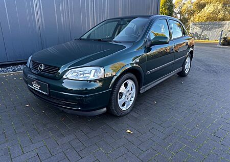 Opel Astra Edition 1,6 L alte Maschine