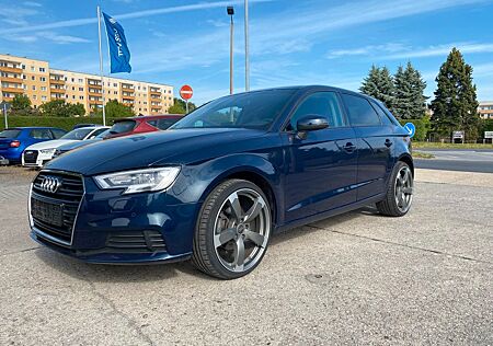 Audi A3 Sportback Climatr.BC Temp.Xenon 19Zoll