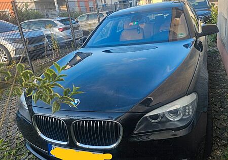 BMW 750Li xDrive -
