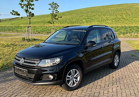 VW Tiguan Volkswagen 1.4 TSI, Navi, AC, SHZ,Allwetter, TÜV neu