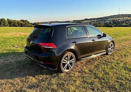 VW Golf Volkswagen 1.4 TSI 92kW Sound R Line