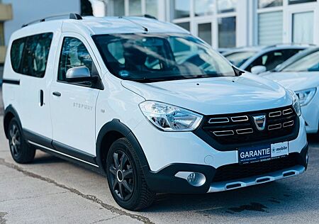 Dacia Dokker Stepway*AHK*LPG*SCHECKHEFT*Navi*Kamera