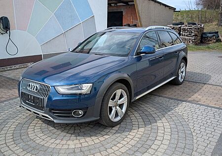 Audi A4 Allroad A4 B8 Allroad 2.0 TDI S tronic quattro