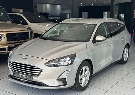 Ford Focus Turnier C&C*AUTOMATIK*LED*CARPLY*