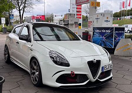 Alfa Romeo Giulietta 1.8 TBi 16V Quadrifoglio *Einzelstück*