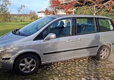 Fiat Ulysse 2.2 Diesel - 8 Sitze- TüV 2027