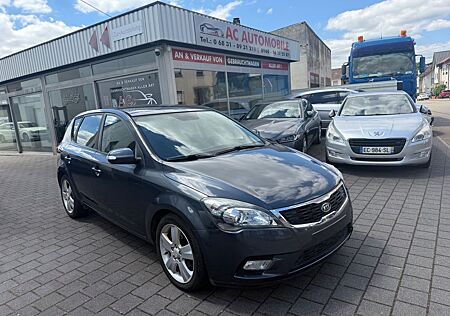 Kia Cee'd Ceed 1.6 CRDi 90PS Spirit Voll fahrbereit
