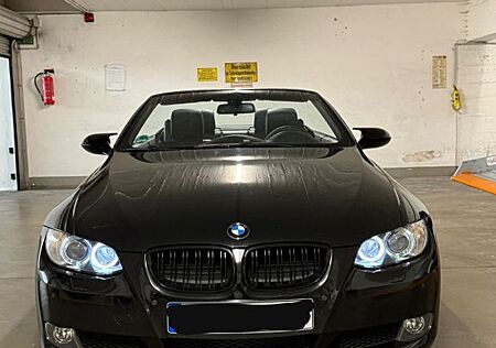 BMW 320i - E93 Cabrio