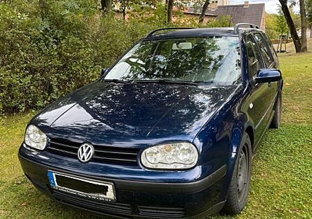 VW Golf Volkswagen 4 Variant 1.9TDI 115PS, Klimaautomatik, AHK