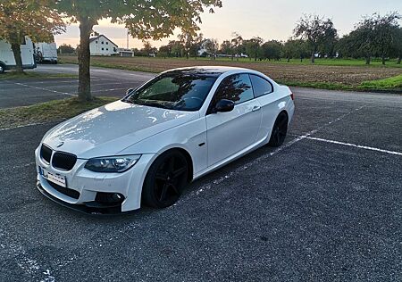 BMW 318i E92 Lci M-Sport/Standheizung/Xenon