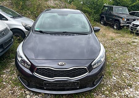 Kia Cee'd / Ceed 1.4 CVVT Edition 7 Edition 7