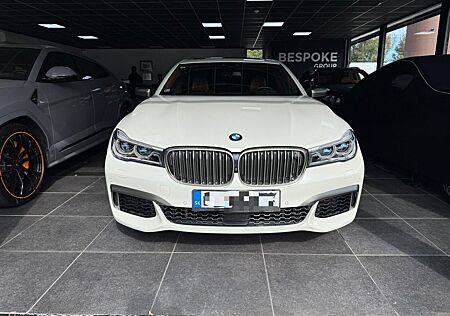 BMW M760Li - M drivers pack-Laser- Pano- B&W- HUD-TV