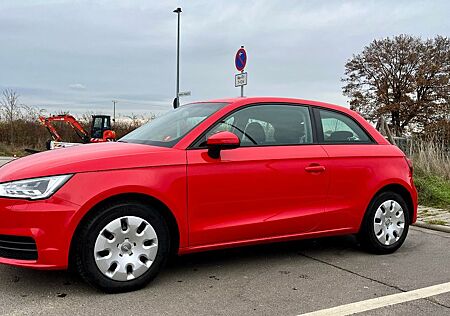 Audi A1 1.0 TFSI ultra S tronic -