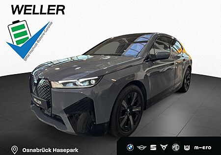 BMW iX xDr40 SPORTPAKET DAPr SoftCl 360° SkyL