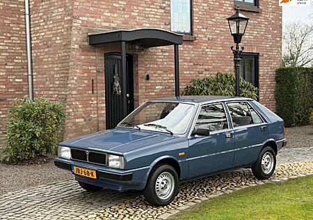 Lancia Delta 1.3 5-speed Sehr mooi! Bouwjaar 1980