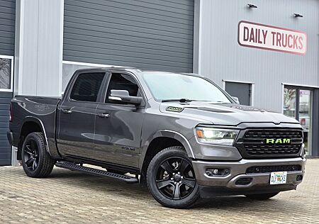 Dodge RAM 1500 5.7 Night LED Teilleder AHK PDC Kamera