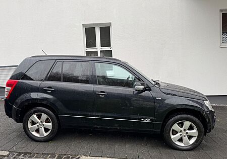 Suzuki Grand Vitara 1.9 DDiS Leder HU 2027 97 Tkm.