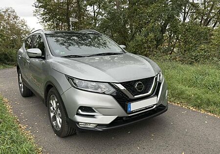 Nissan Qashqai 1.7 dCi 4x4 N-Connecta Automatik