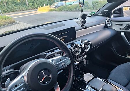 Mercedes-Benz CLA 220 Shooting Brake CLA 220 d DCT Shootin...