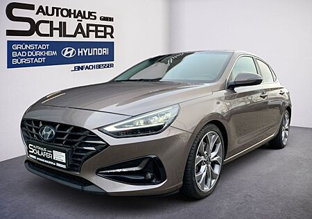 Hyundai i30 Fastback 7-DCT 1.6 CRDi Prime Mild-Hybrid ne