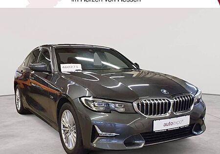 BMW 330e xDrive Aut. Luxury Line Navi Leder